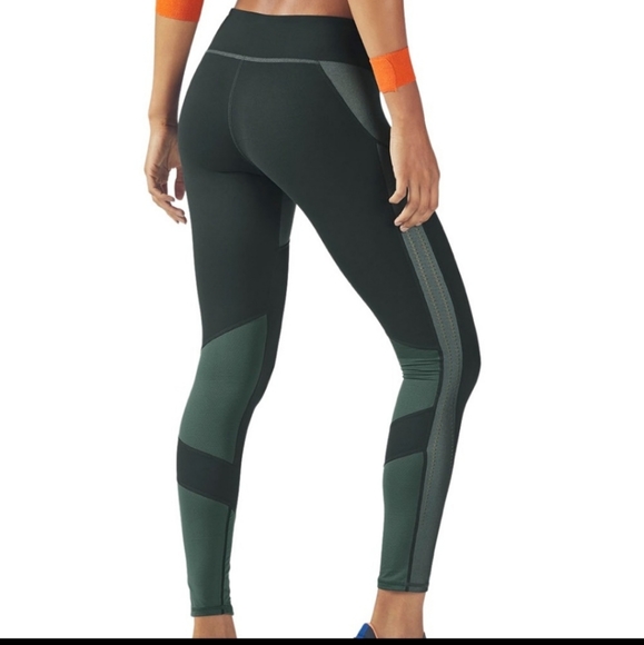 Fabletics Two-Tone Green Leggings - Picture 2 of 10